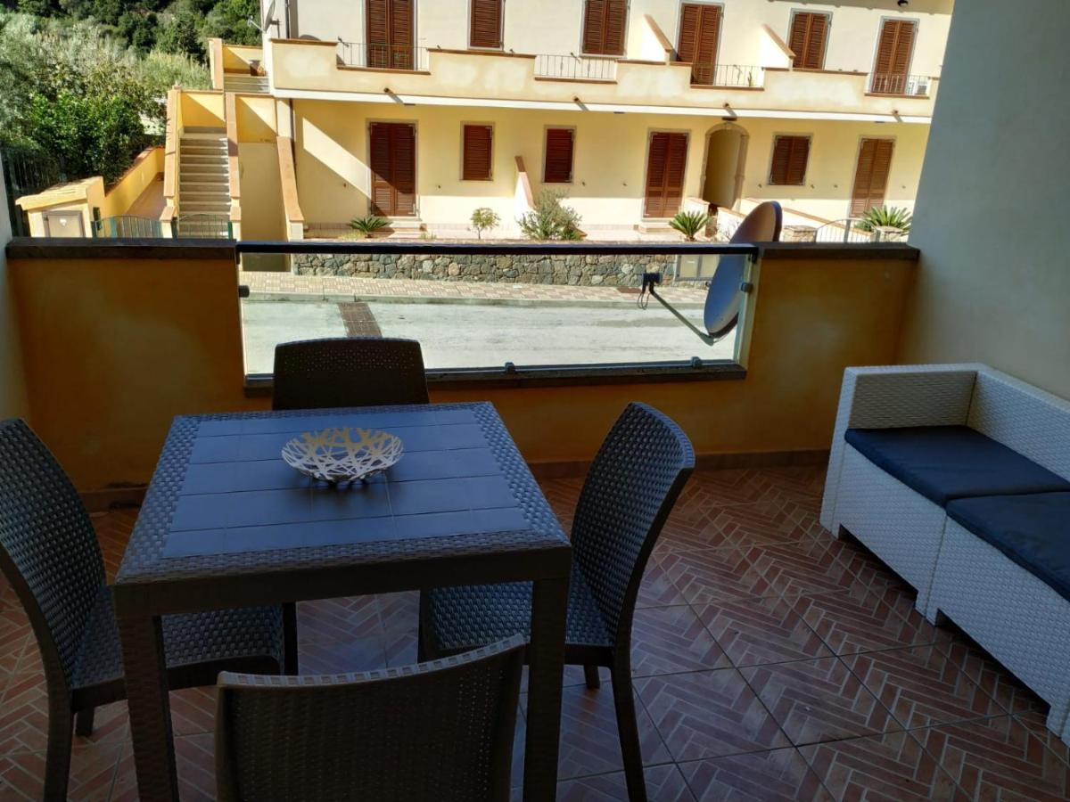 La Caletta Di Dany Apartment Castelsardo Luaran gambar